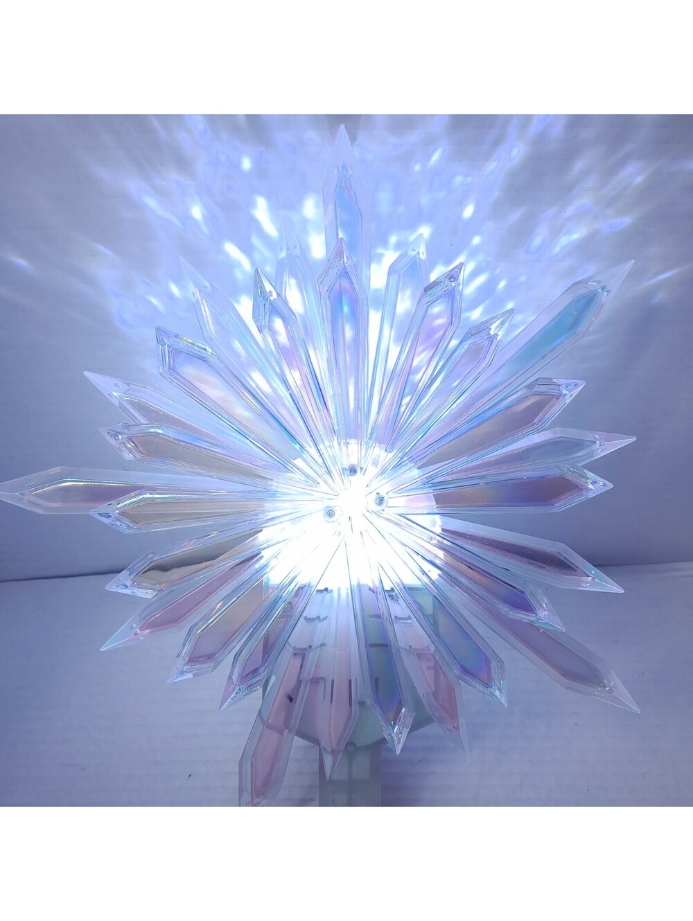 Gemmy LightShow Lighted Projection Starburst Tree Topper Kaleidoscope snowflake